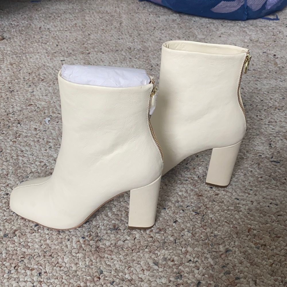 Joie Off White Leather Boots